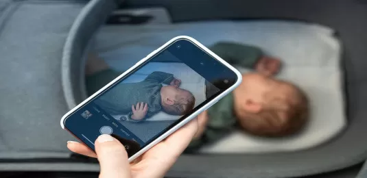 Camera de supraveghere pentru bebelusi vs. clasica? Iata 5 motive pentru care sa mergi pe sisteme clasice